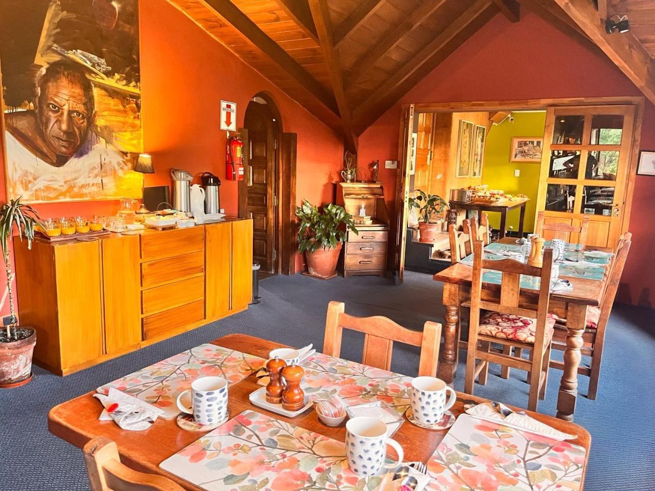 Posada Del Fin Del Mundo Ushuaia Ngoại thất bức ảnh